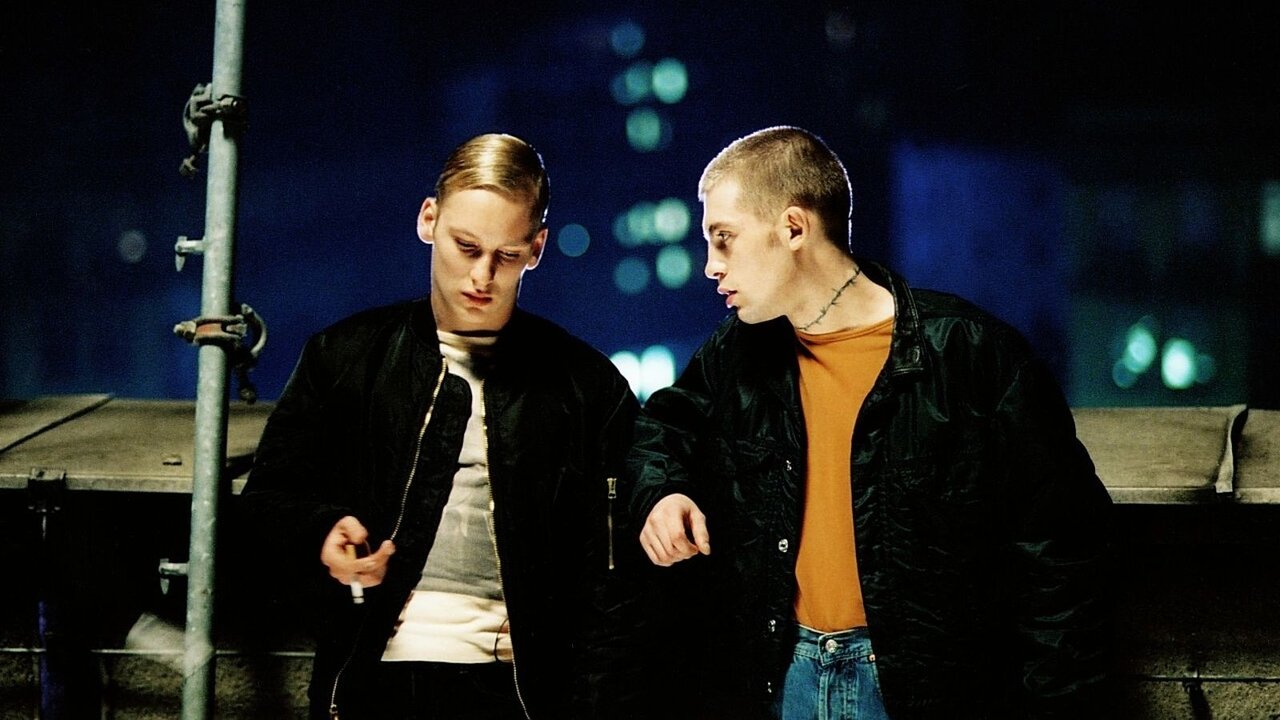 Führer Ex (2002) abspielen