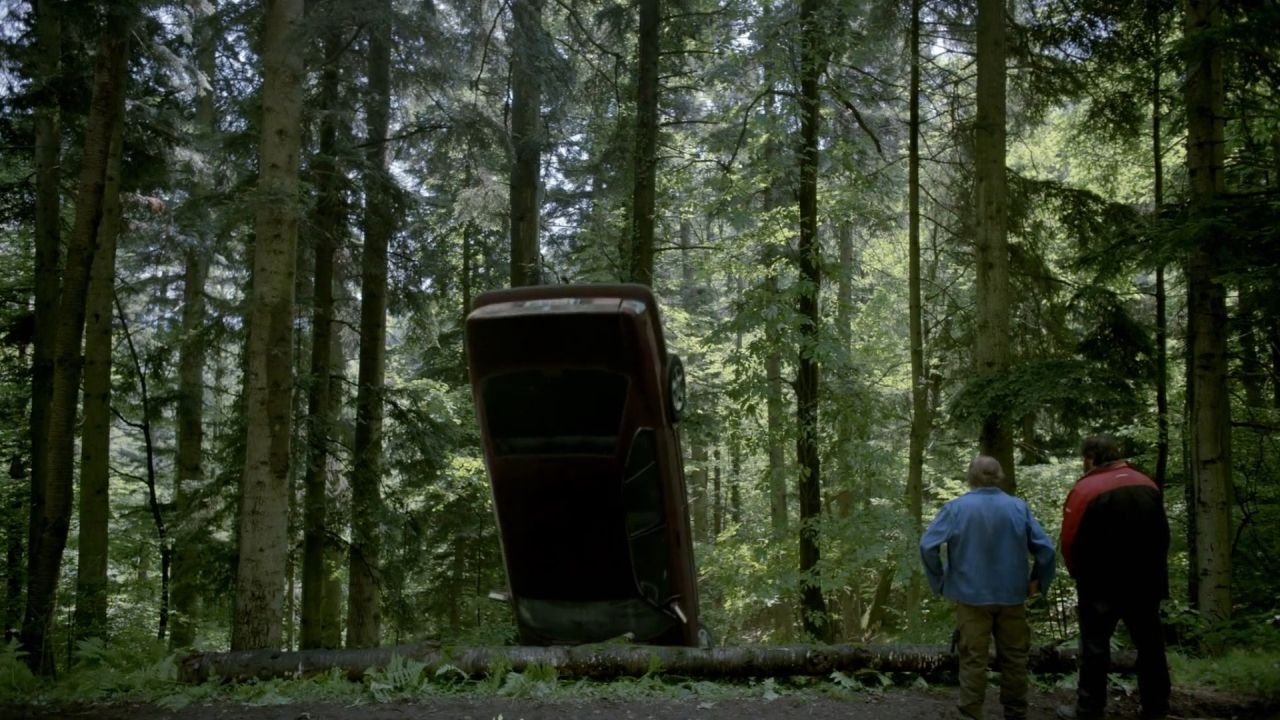 Bad Luck (2015) abspielen
