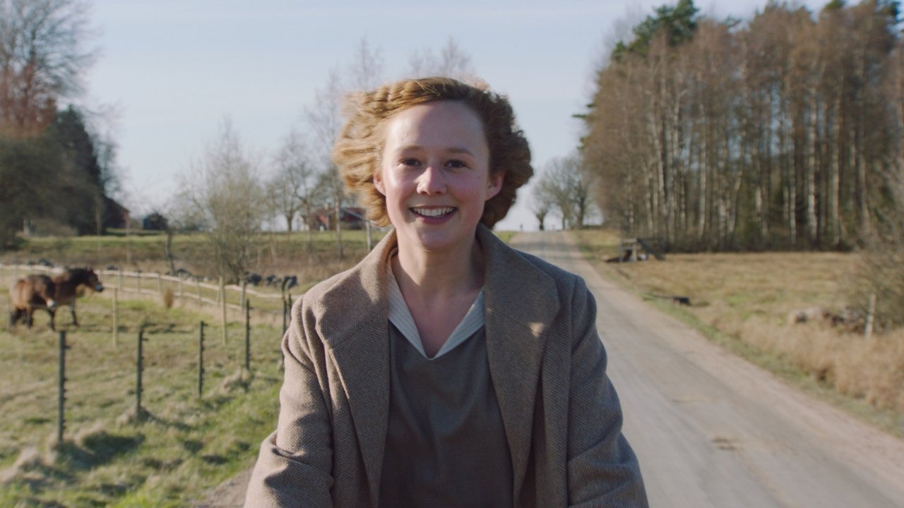 Astrid (2018) abspielen