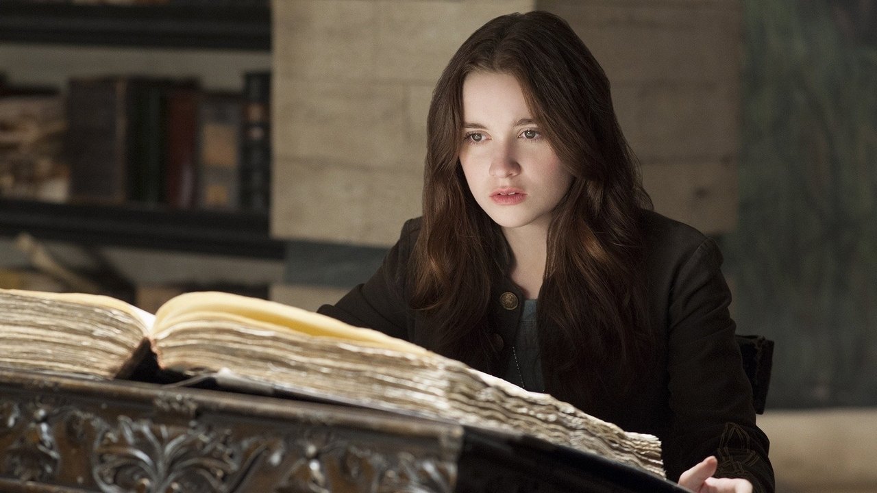 Beautiful Creatures - Eine unsterbliche Liebe (2013) abspielen