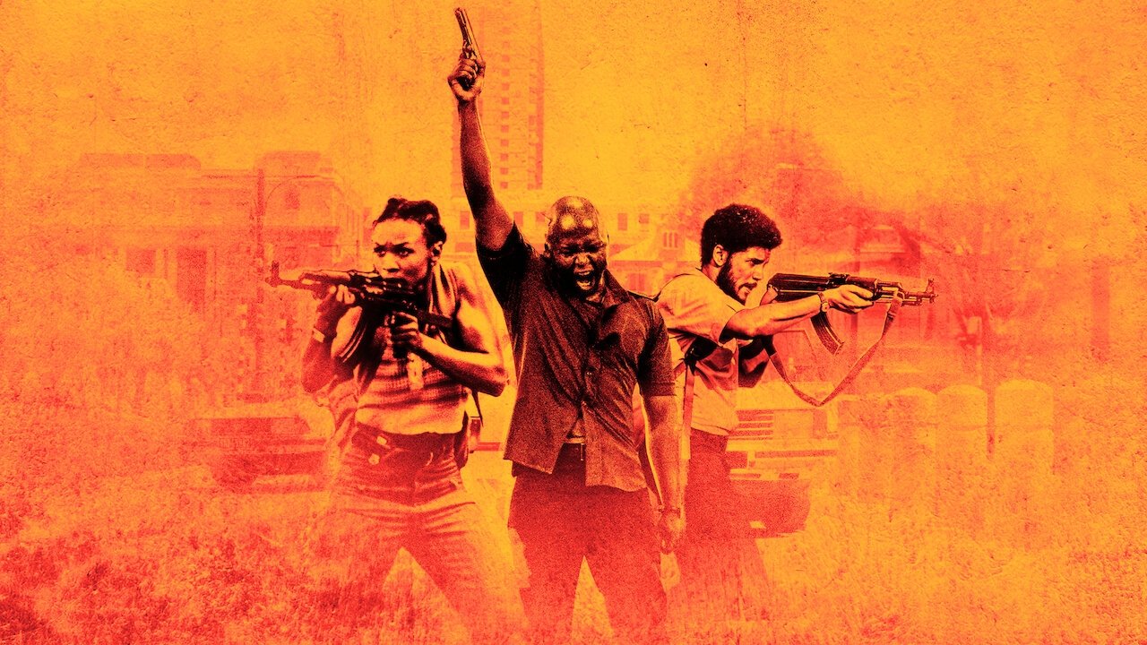 Silverton Siege (2022) abspielen