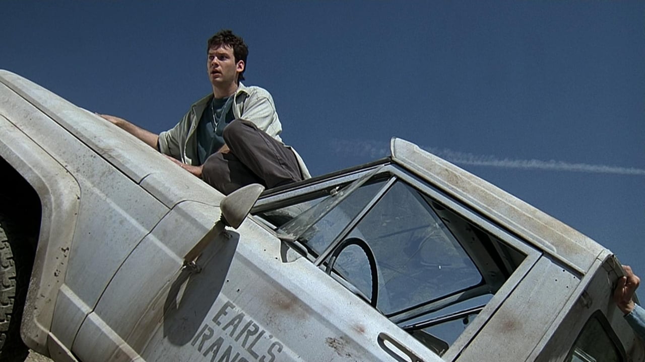 Tremors 2: Die Rückkehr der Raketenwürmer (1996) abspielen