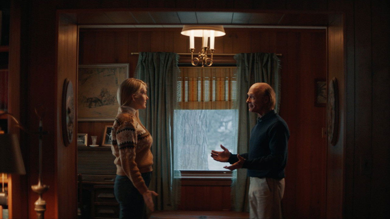 Downtown Owl (2023) abspielen