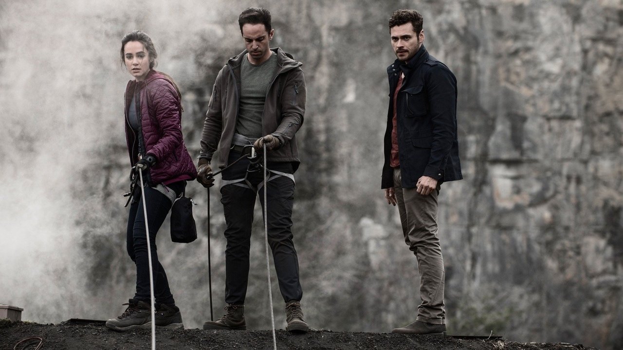 The Devil Below (2021) abspielen