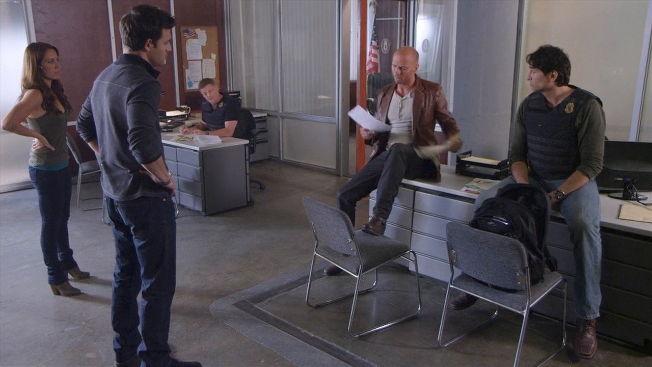 April Rain (2014) abspielen