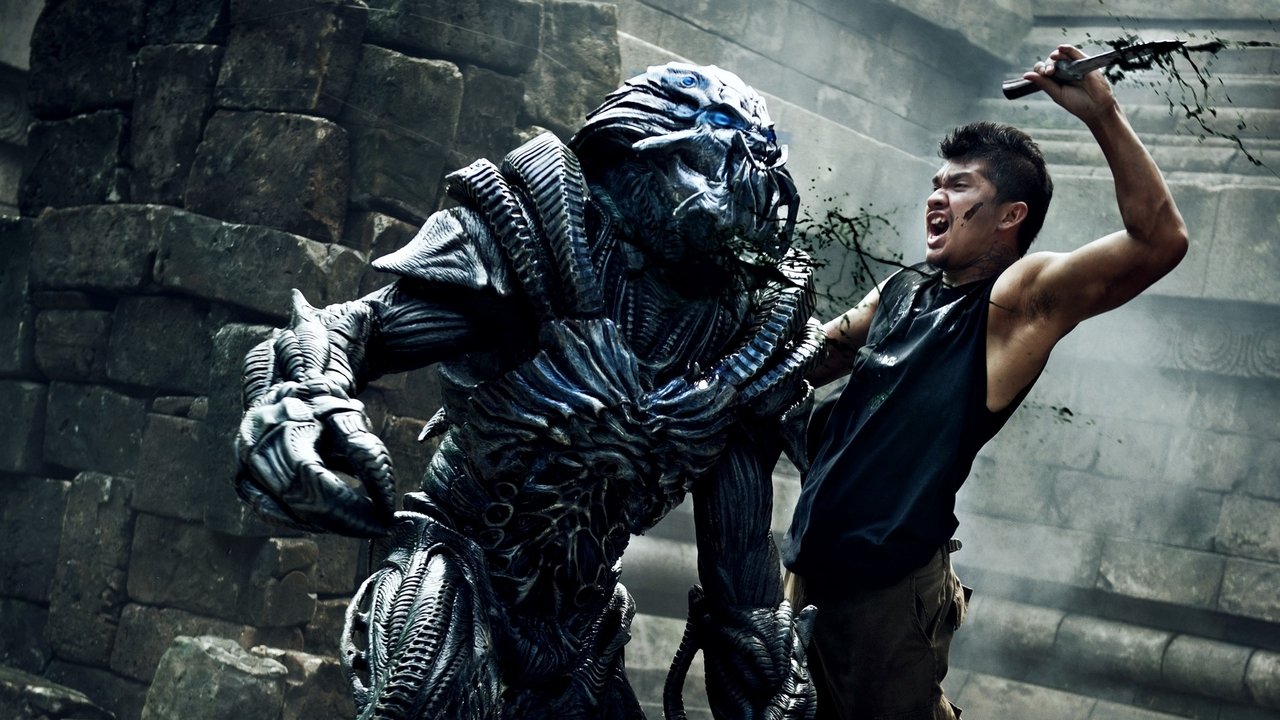 Beyond Skyline (2017) abspielen