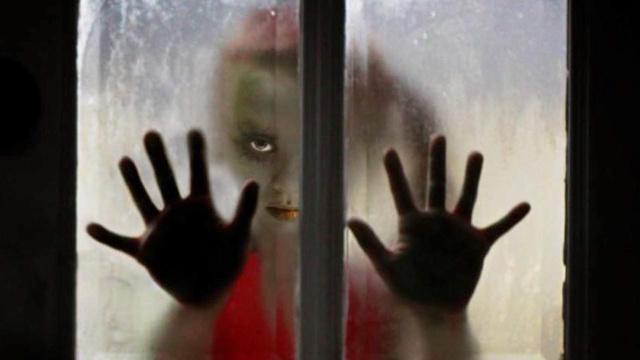 Blood Child - Wiege des Bösen (2017) abspielen