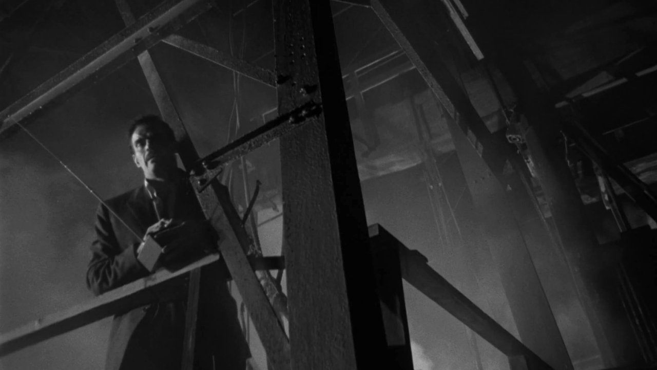 Im Zeichen des Bösen (1958) abspielen