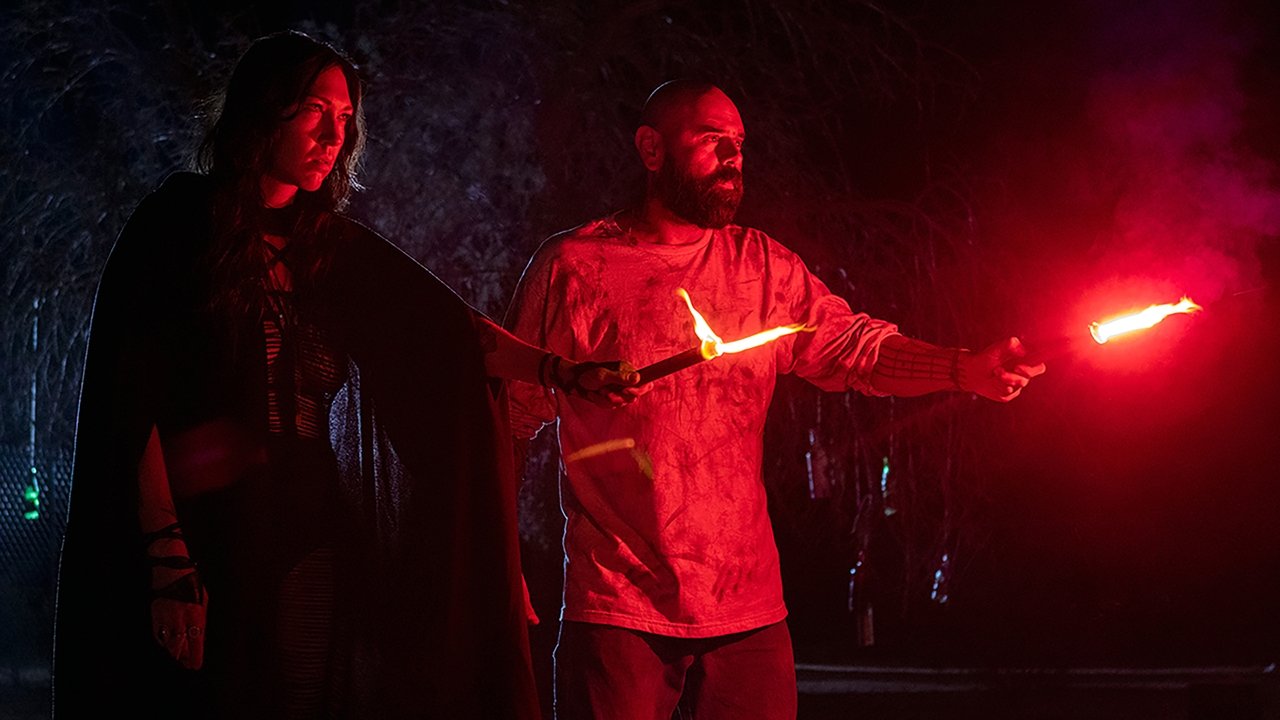 Night of the Bastard (2022) abspielen