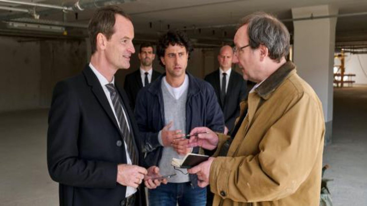 Der König von Köln (2019) abspielen