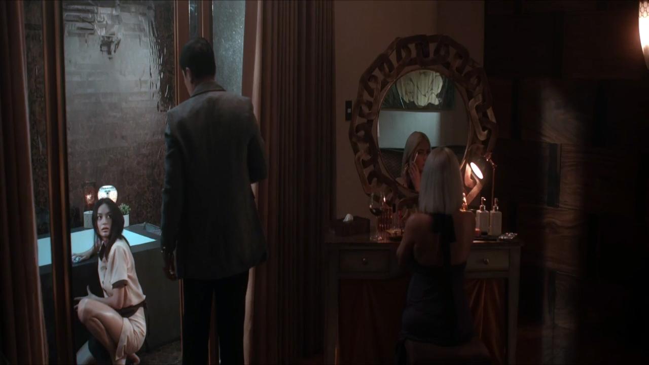 The Housemaid (2021) abspielen