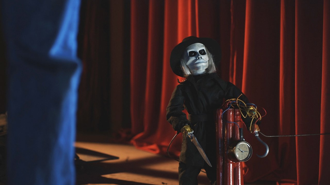 Puppet Master: Axis of Evil (2010) abspielen
