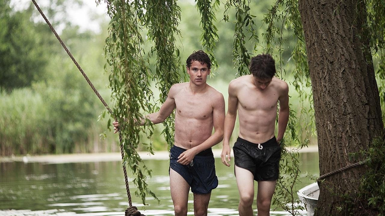 Jongens (2014) abspielen