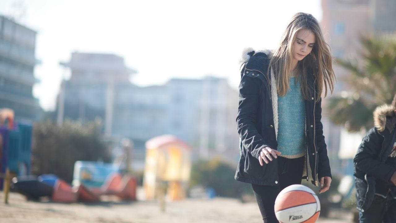 Die Augen des Engels (2014) abspielen