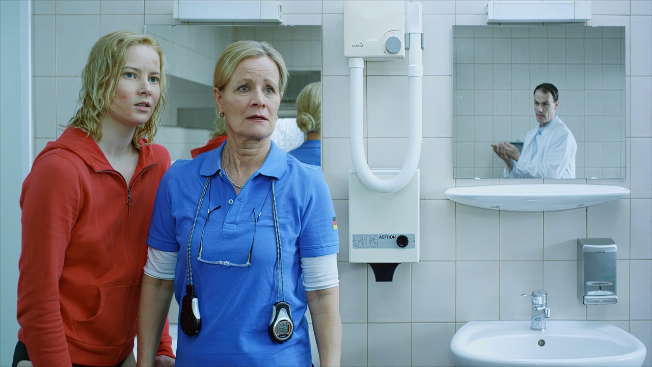 Toilet Stories (2015) abspielen