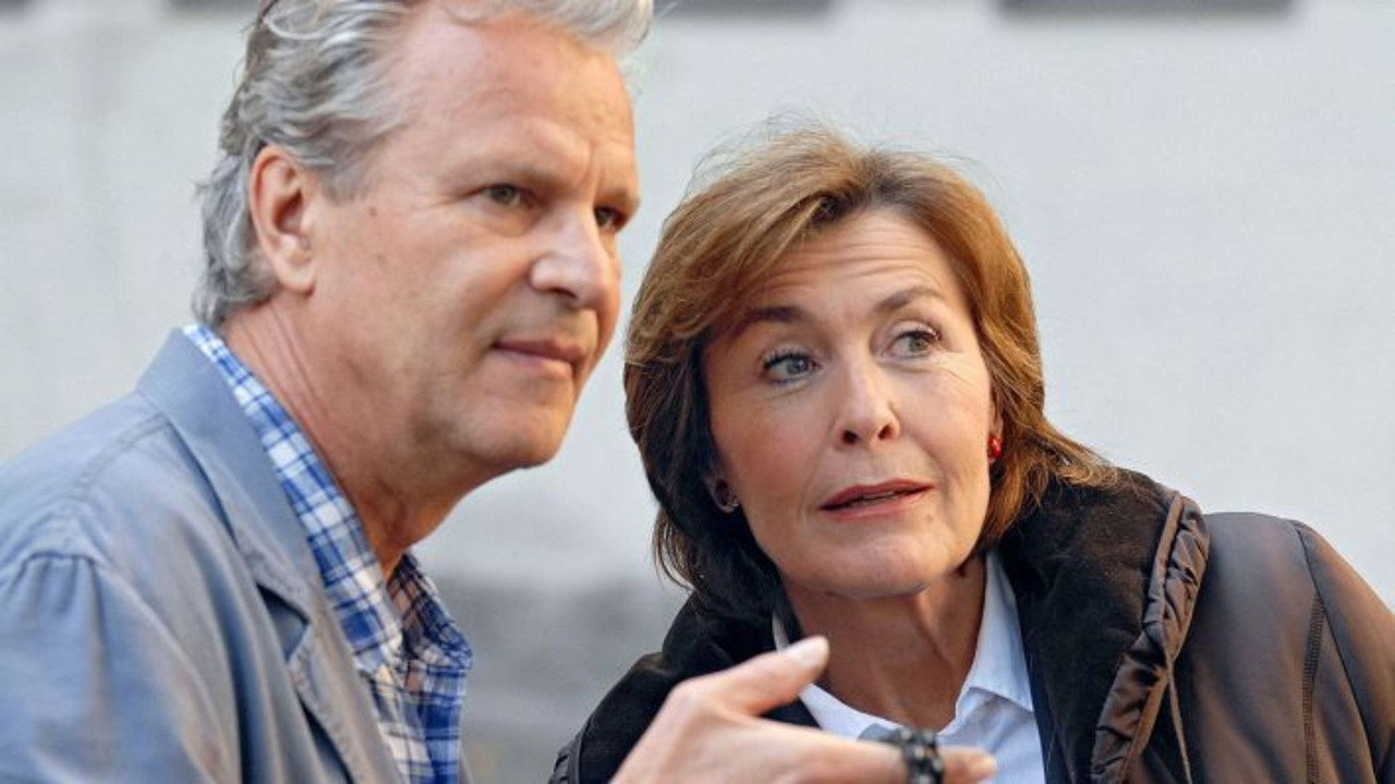 1:0 für das Glück (2008) abspielen
