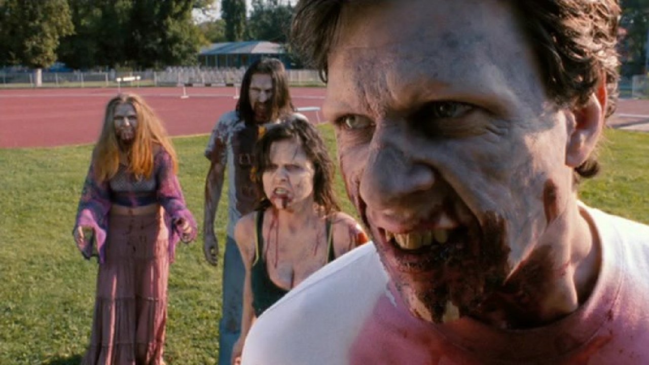 Return of the Living Dead: Rave to the Grave (2005) abspielen