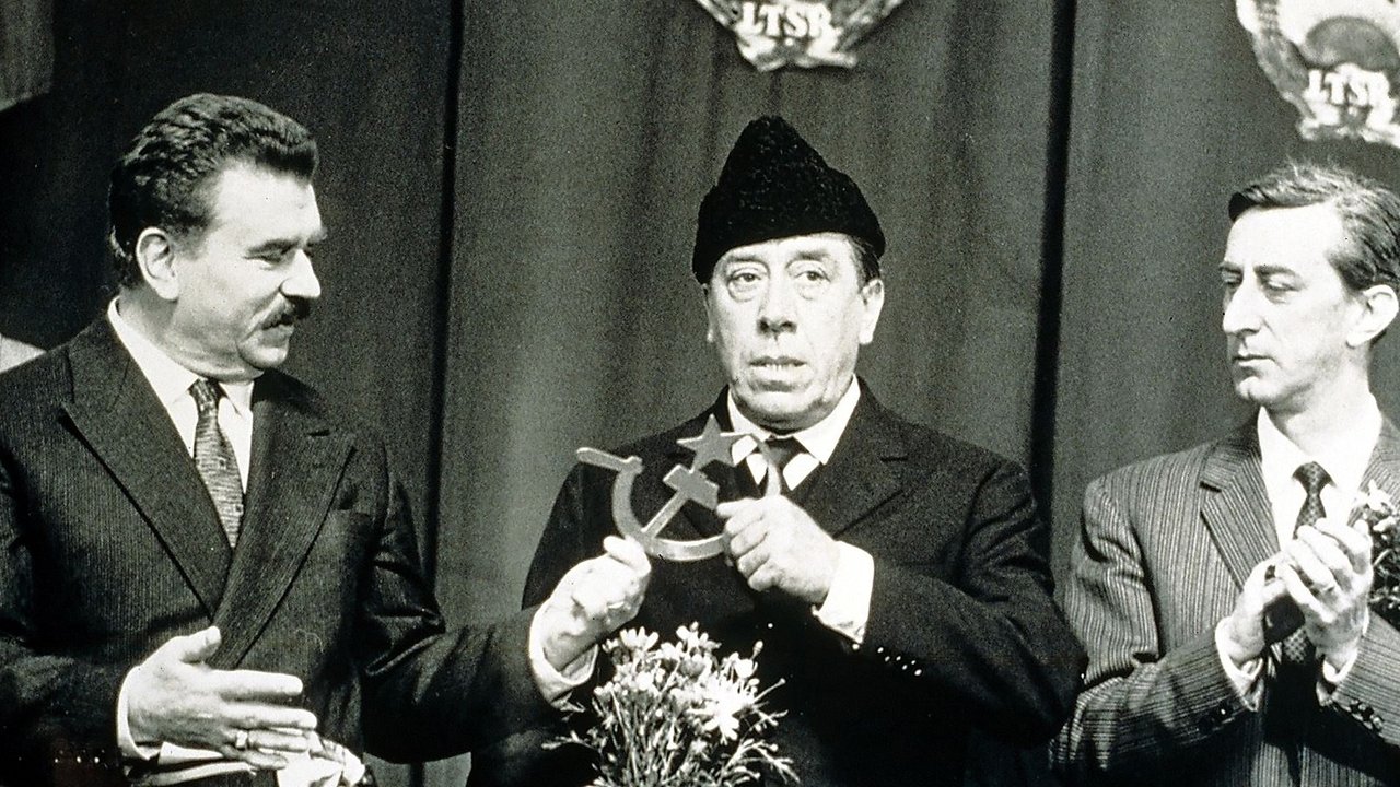 Genosse Don Camillo (1965) abspielen