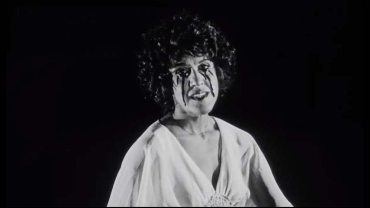 The Being (1983) abspielen