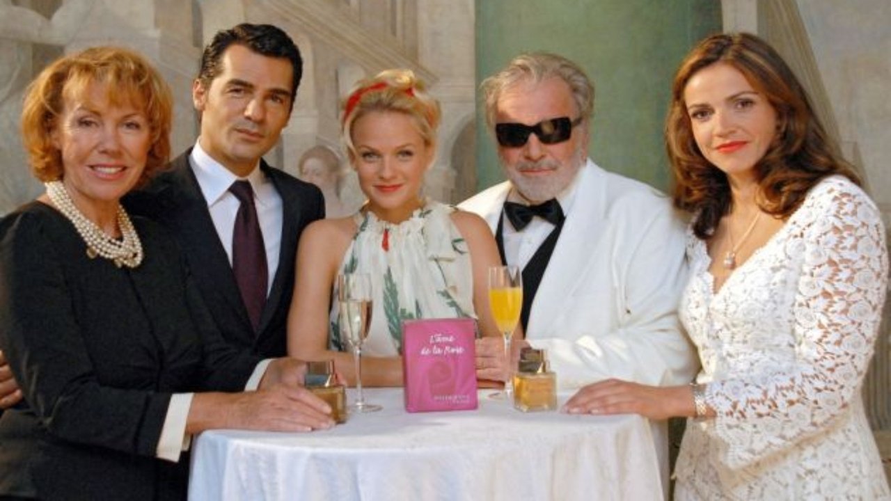 Die Rosenkönigin (2007) abspielen