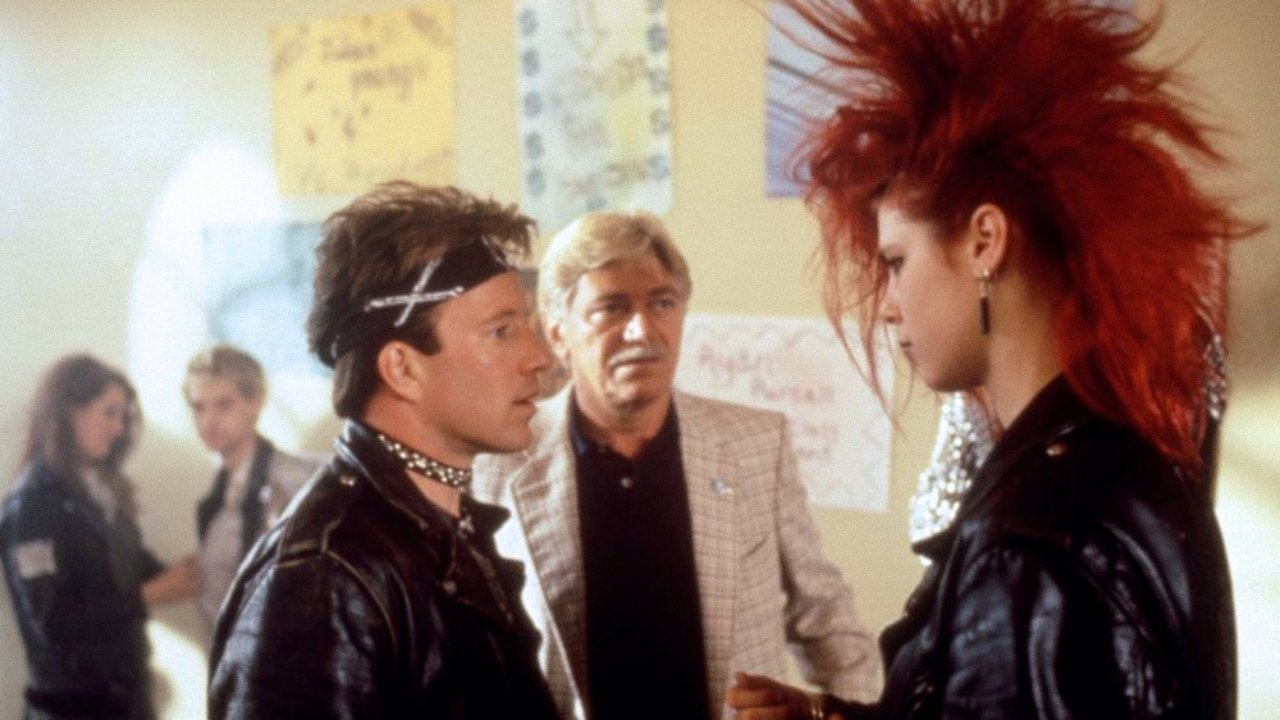 Plain Clothes - Mord in der Highschool (1988) abspielen