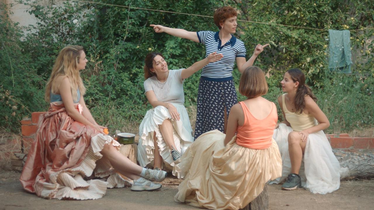 Las chicas están bien (2023) abspielen
