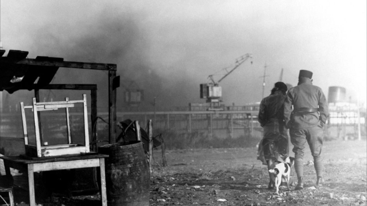 Hafen im Nebel (1938) abspielen