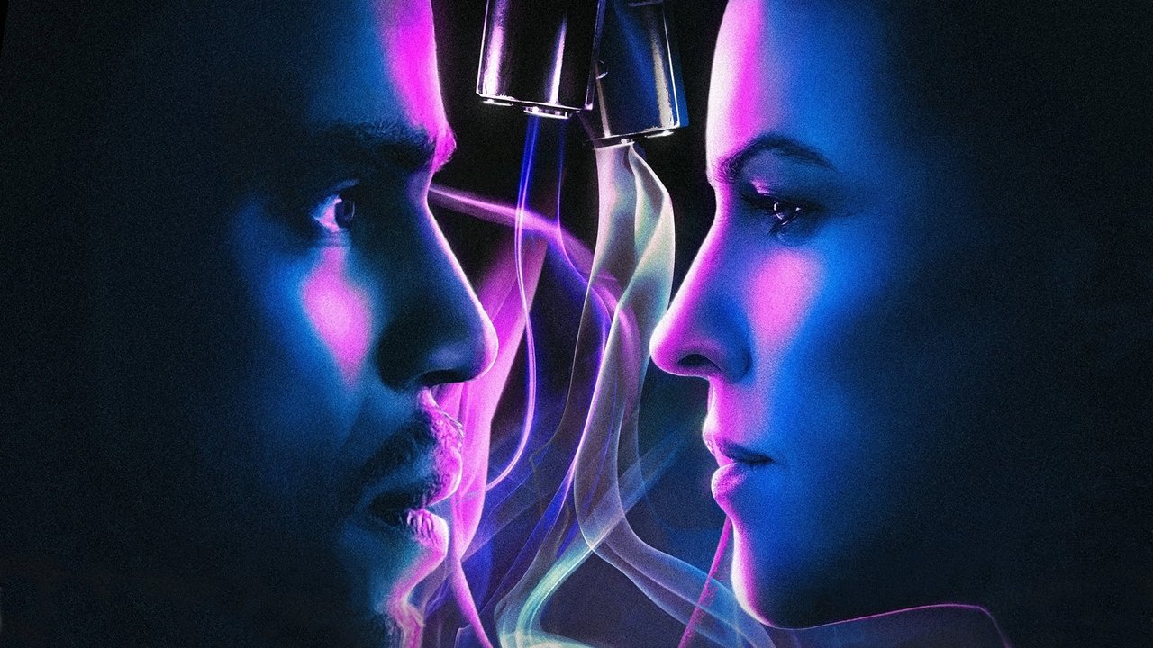 Fatale (2020) abspielen