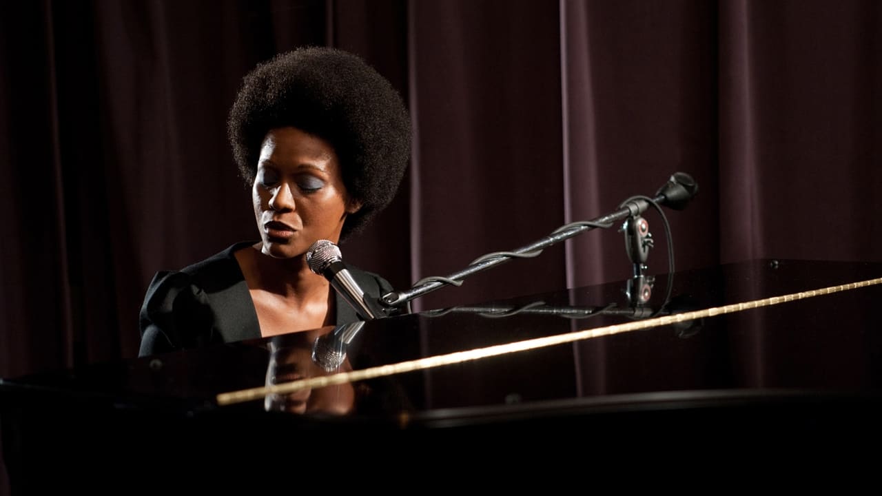 Nina (2016) abspielen