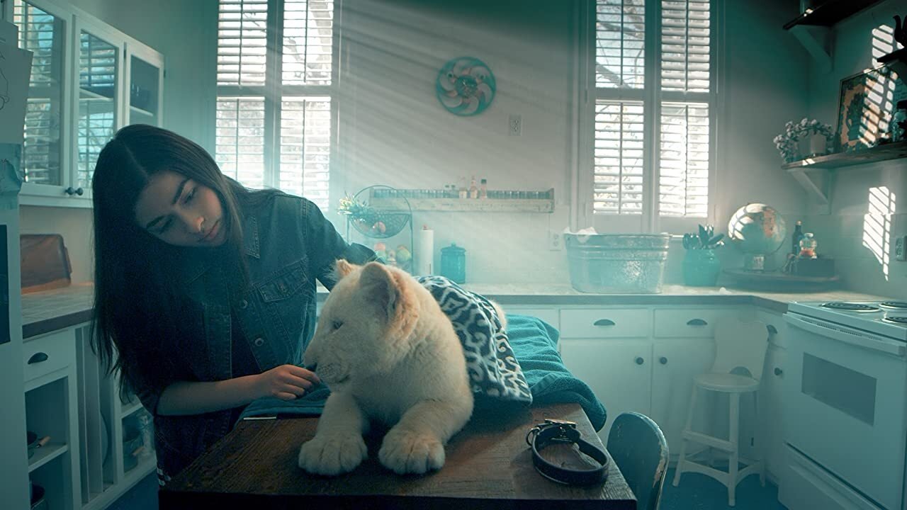 Lena & Snowball (2021) abspielen