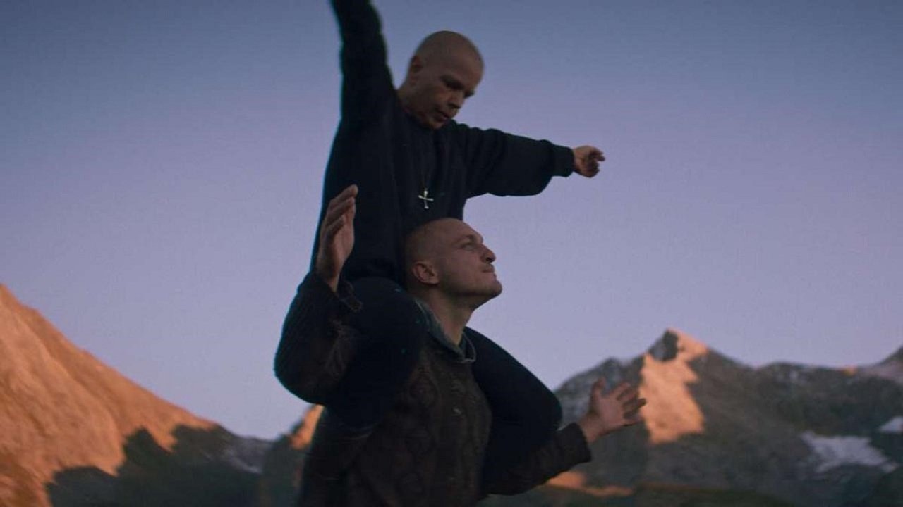 Luzifer (2021) abspielen