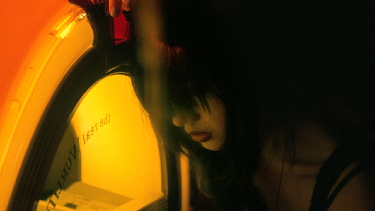 Fallen Angels (1995) abspielen