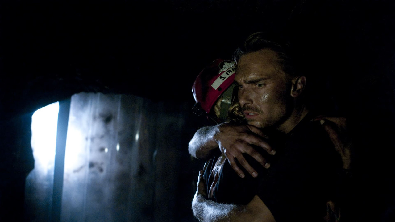 Beneath - Abstieg in die Finsternis (2013) abspielen