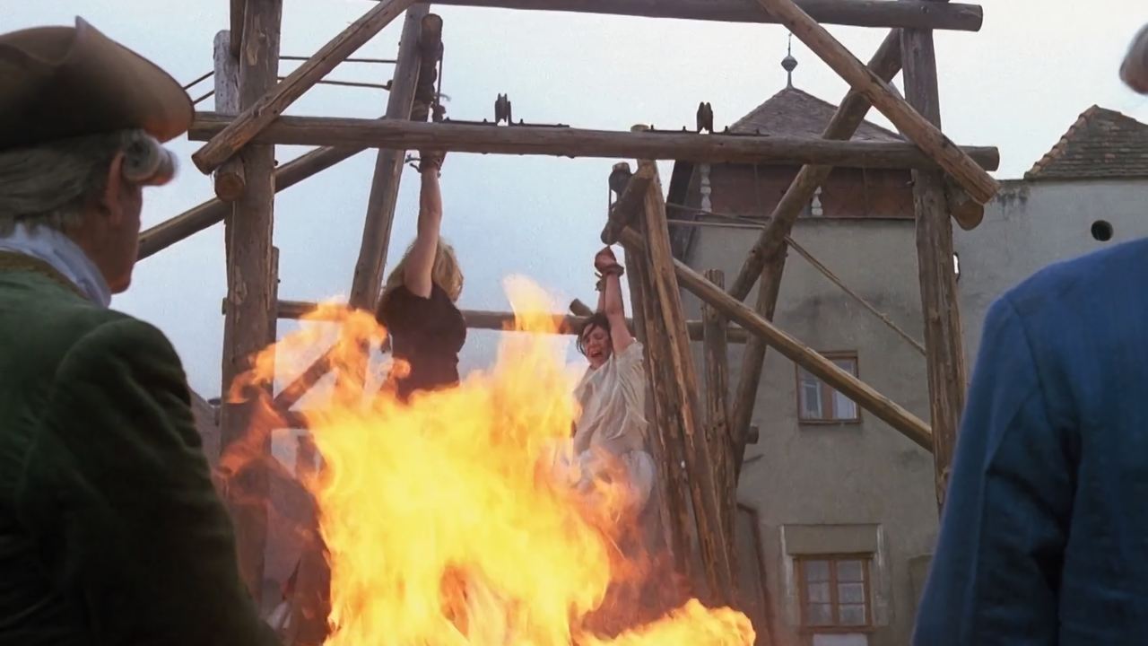 Hexen bis aufs Blut gequält (1970) abspielen