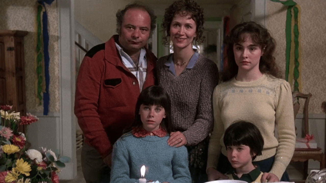 Amityville 2 - Der Besessene (1982) abspielen