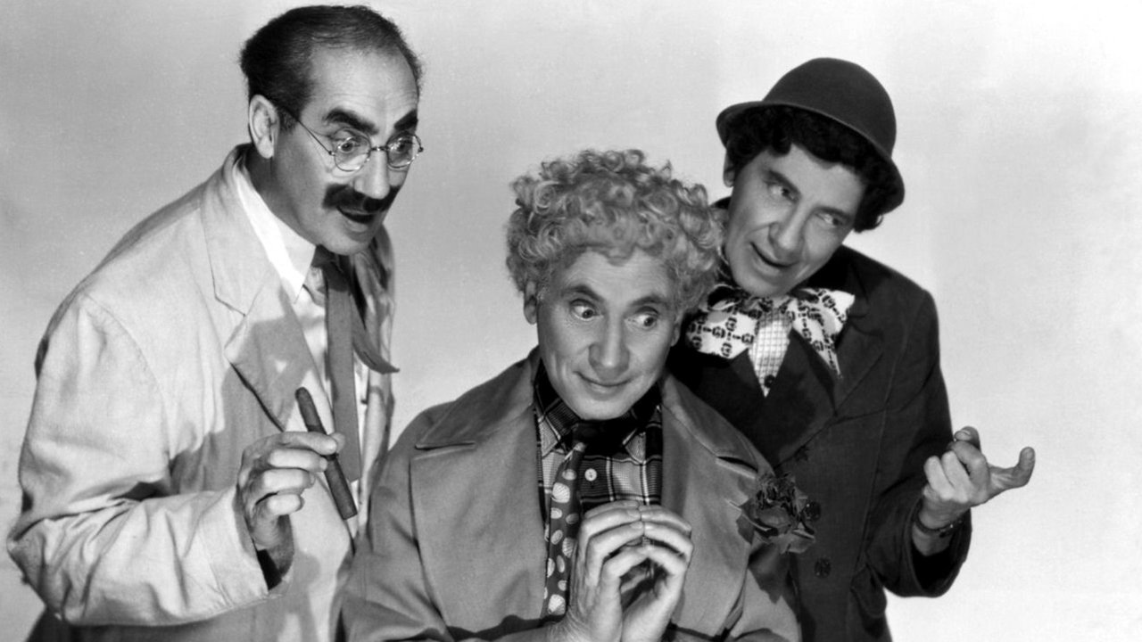 Eine Nacht in Casablanca (1946) abspielen