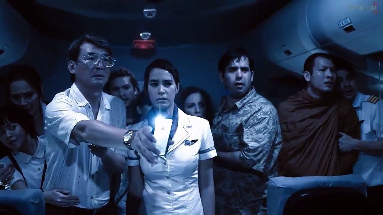 Dark Flight - Ghosts on a Plane (2012) abspielen