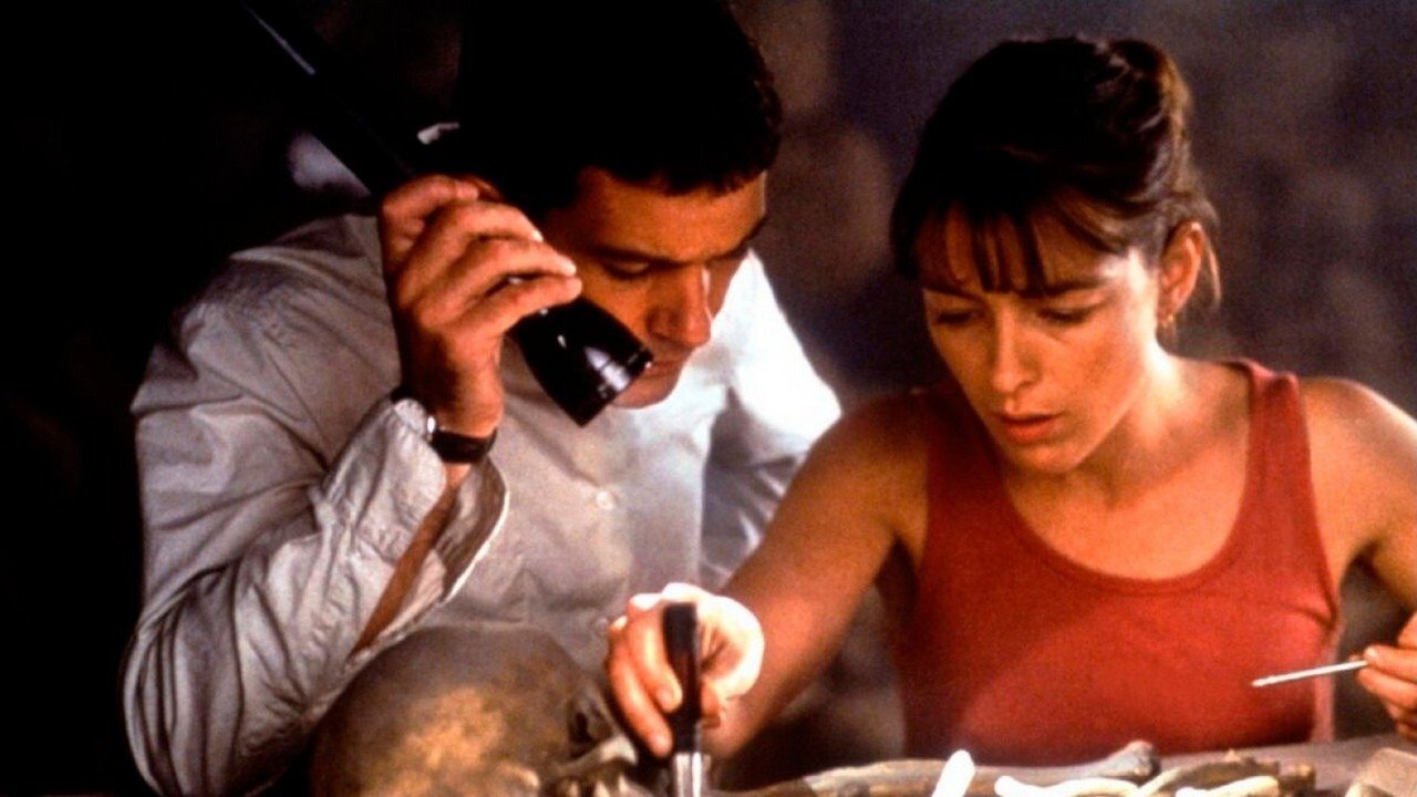 The Body (2001) abspielen