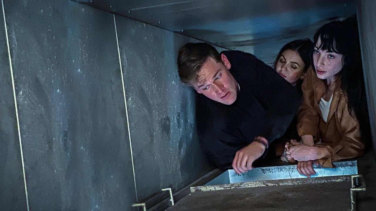 Depravity (2024) abspielen