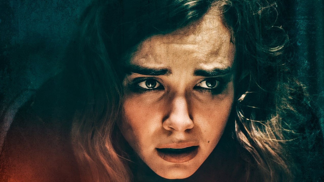 Last Girl Survives (2021) abspielen
