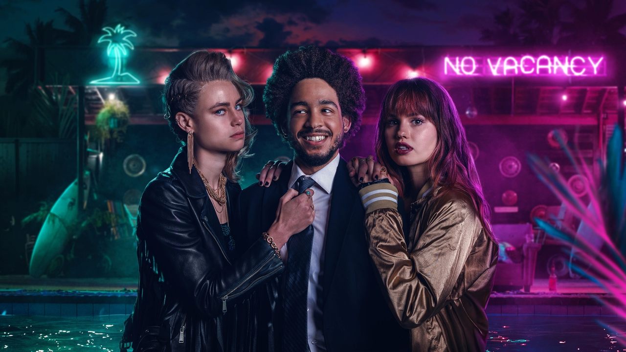 Night Teeth (2021) abspielen