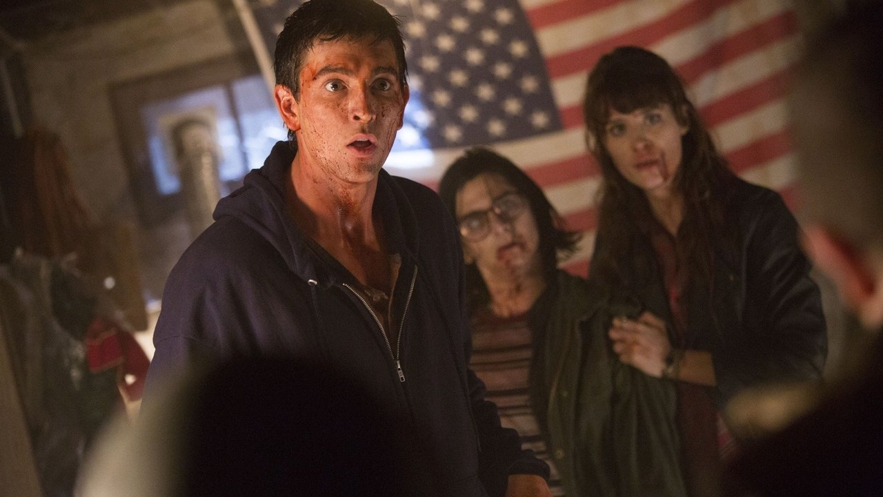 Freaks of Nature (2015) abspielen