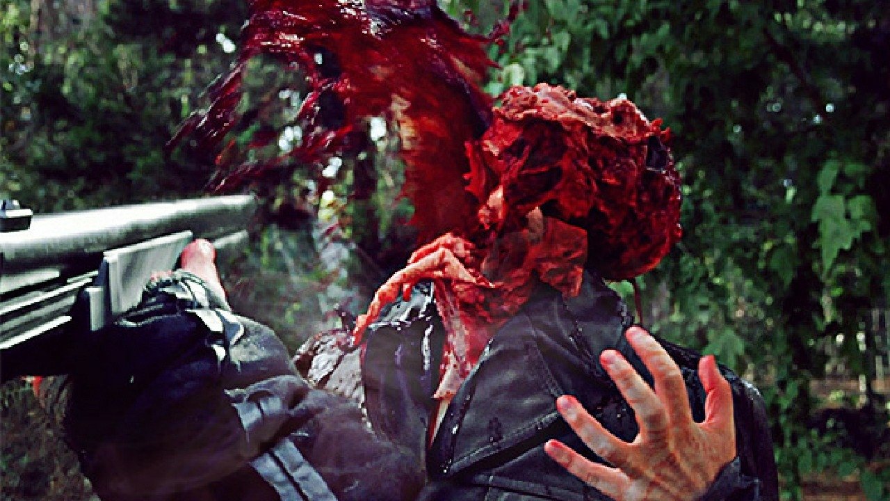 Hotel Inferno (2013) abspielen