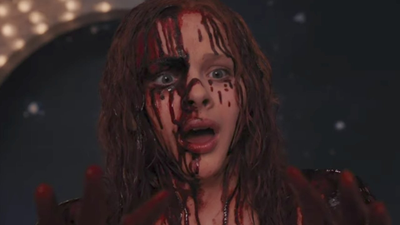 Carrie (2013) abspielen