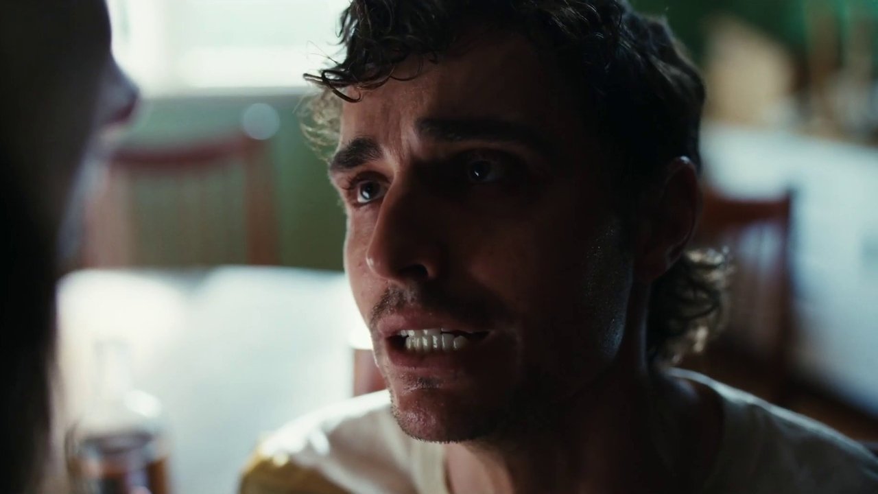 Together - Unzertrennlich (2025) abspielen