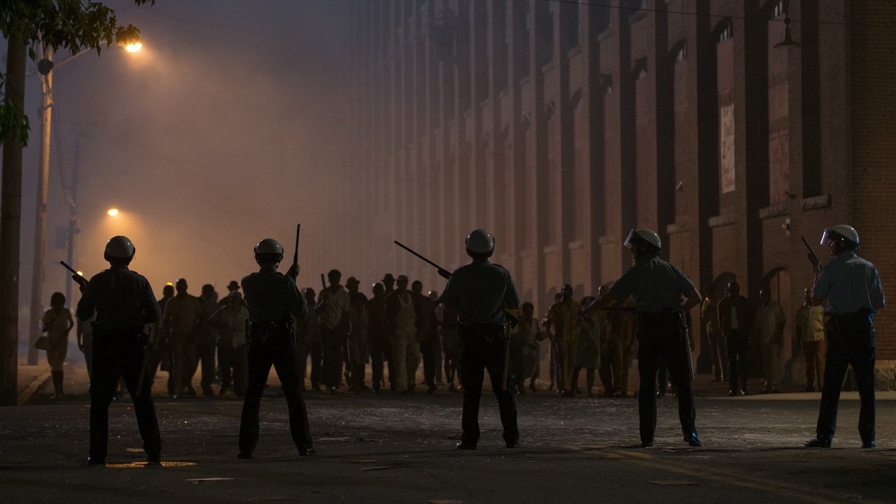 Detroit (2017) abspielen